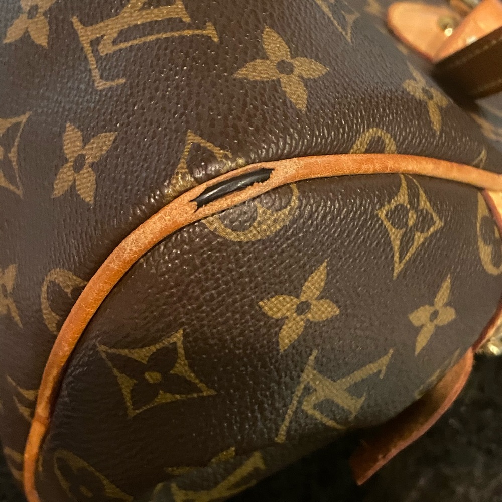Louis Vuitton Montorgueil PM Monogram Purse - Picture 16 of 16